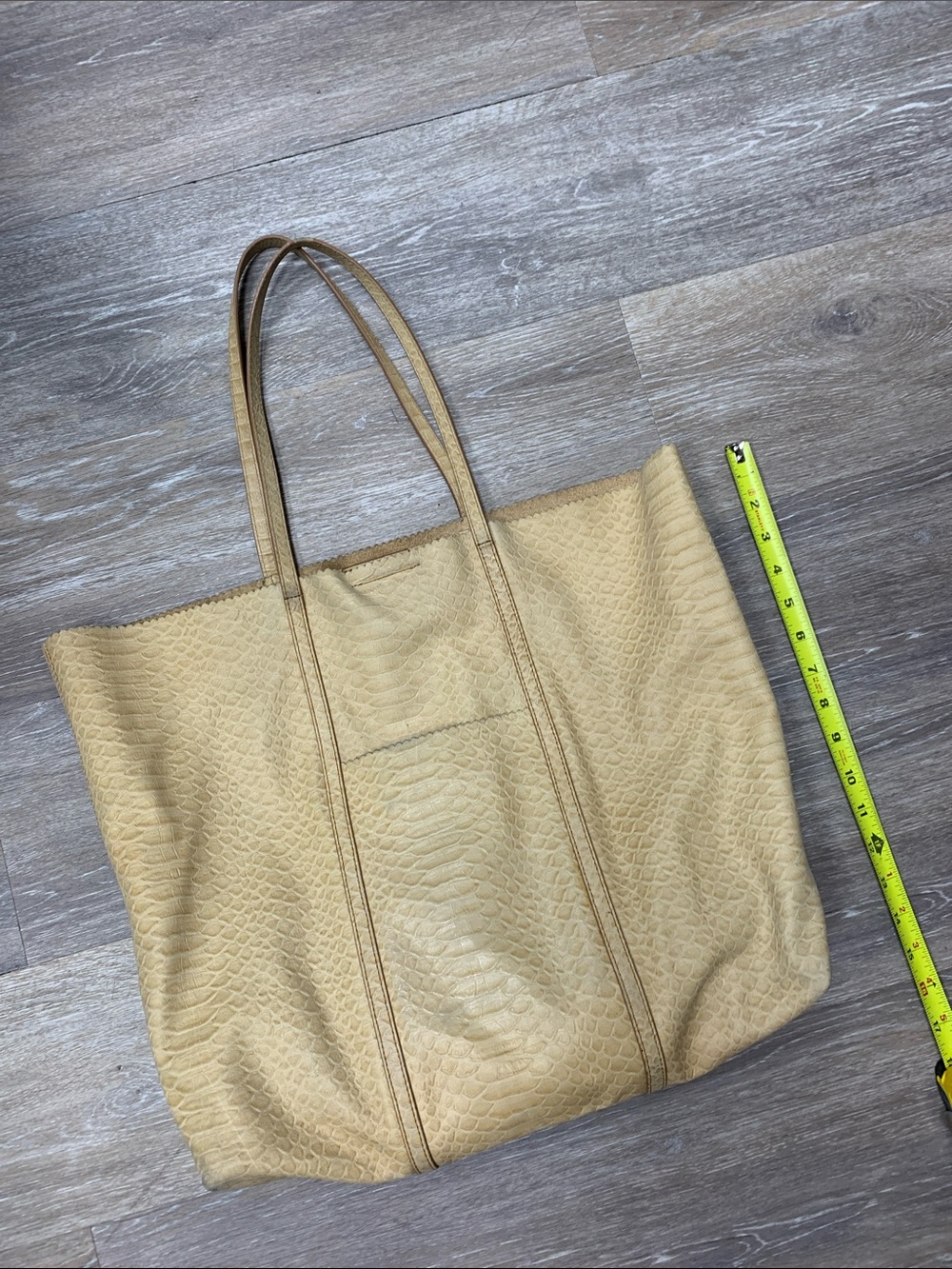 Beige Snake leather Textured Tote Bag - Versatile Everyday Carry